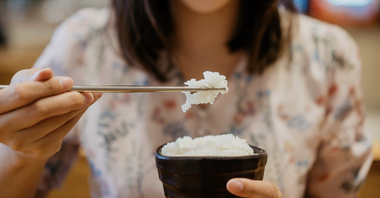 Eat Clean để giảm cân: Có cần kiêng hoàn toàn cơm?